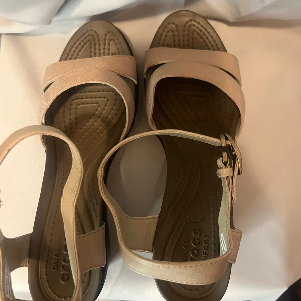 CROCS Tan and Black Wedge Sandals